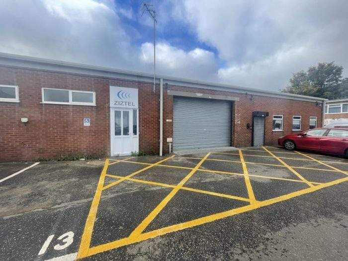 Property photo 2 of 10