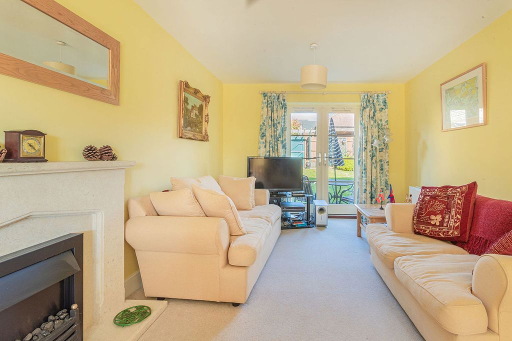 Property photo 3 of 18