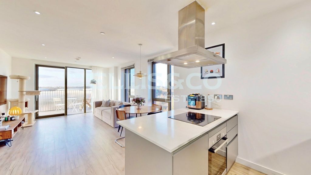 Property photo 1 of 23 Picture No. 18