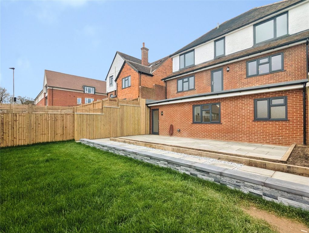 Property photo 1 of 17 Picture No. 15