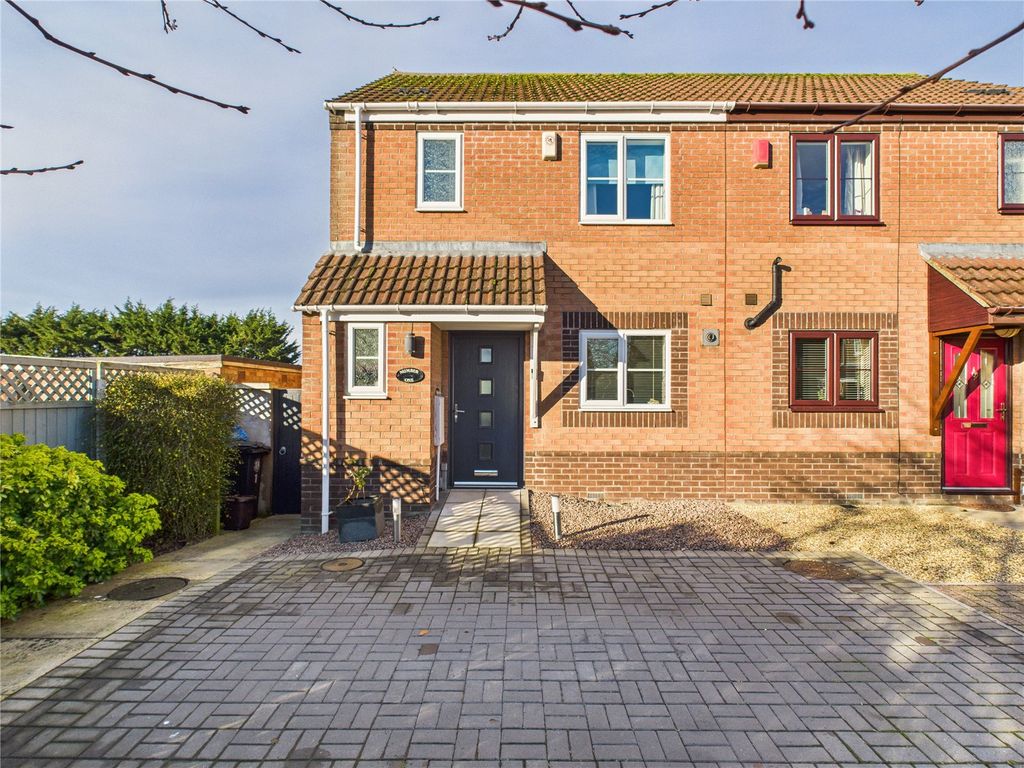 Property photo 2 of 23 Picture No. 25