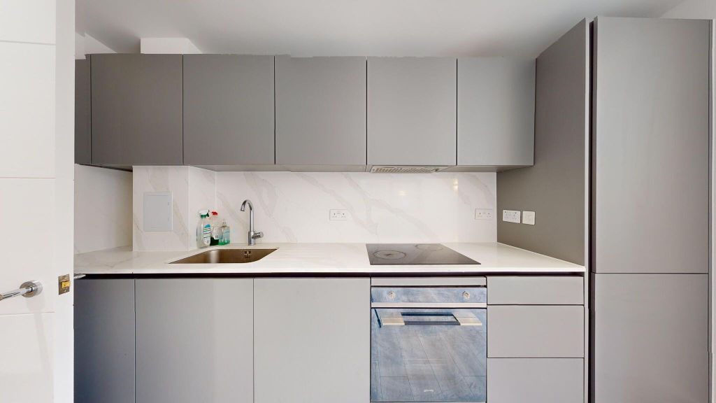 Property photo 2 of 15 Kitchen