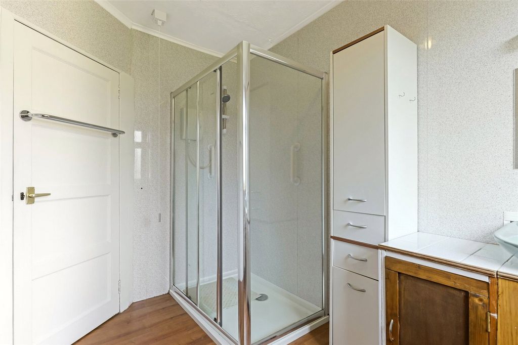 Additional image 13 of 3 bed flat for saleKirkton Road, Cardross, Dunbartonshire G82