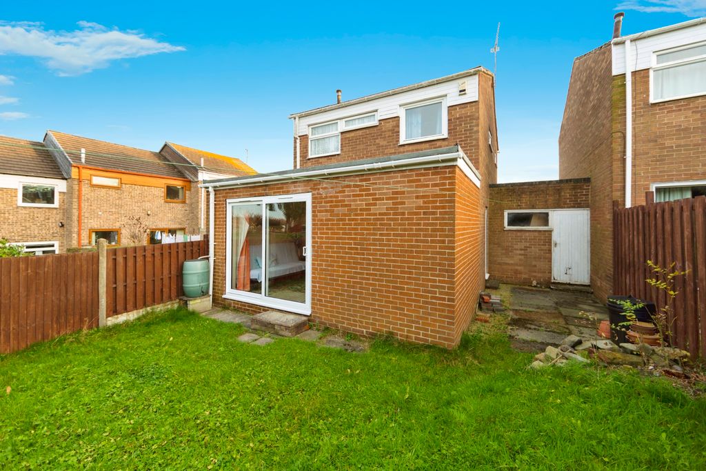 Property photo 3 of 15