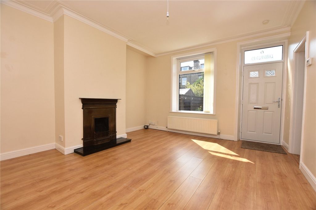 Property photo 2 of 16 Picture No. 07