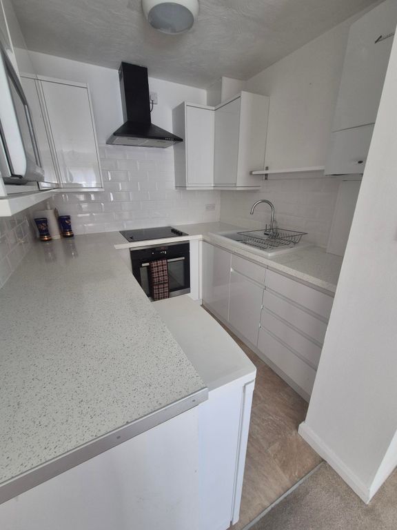 Property photo 1 of 5 Kitchen