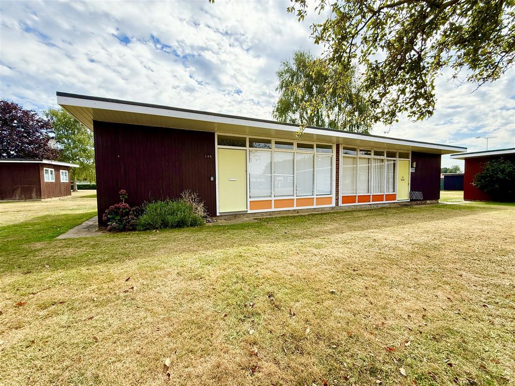 Property photo 1 of 9 Front Aspect