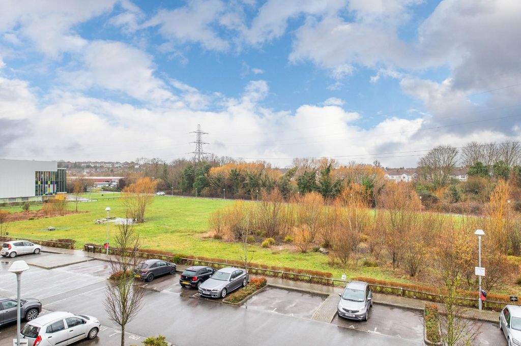 Property photo 2 of 11 View