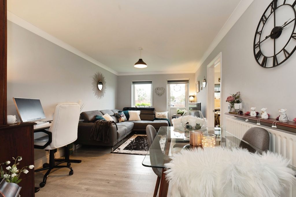 Property photo 1 of 14 Pbox-Img.Jpg