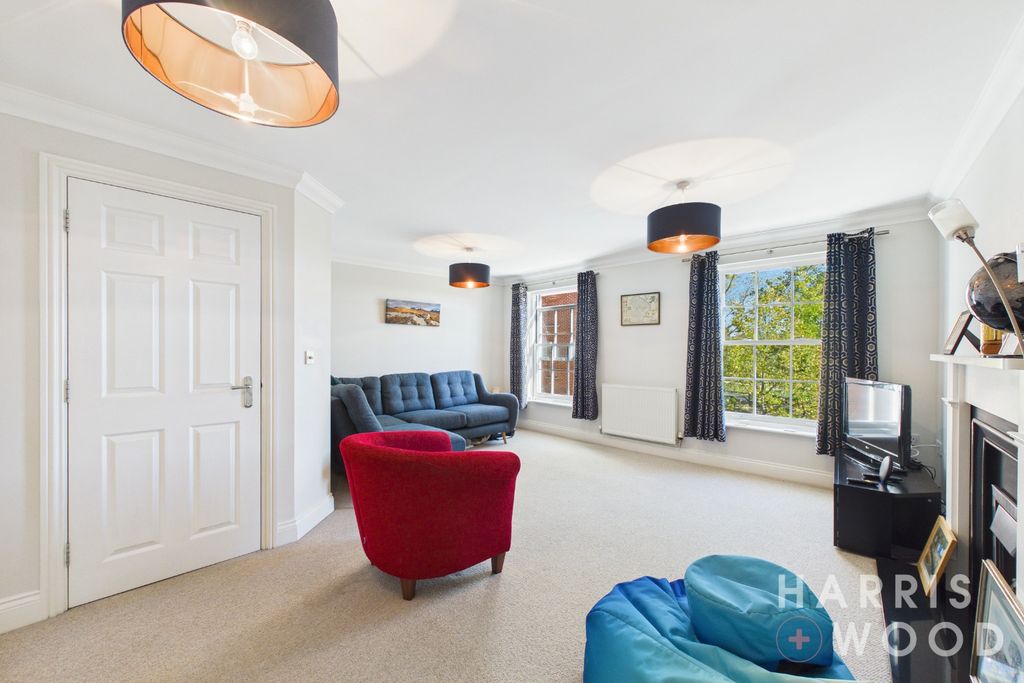 Property photo 3 of 29 5545664