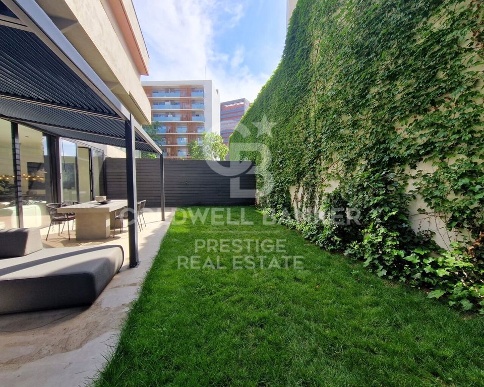 Property photo 2 of 44