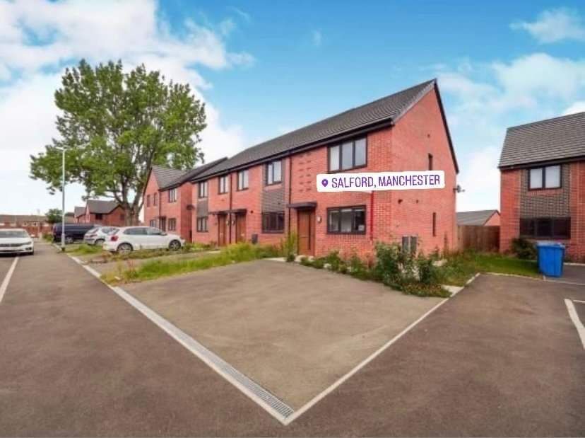 Property photo 1 of 8