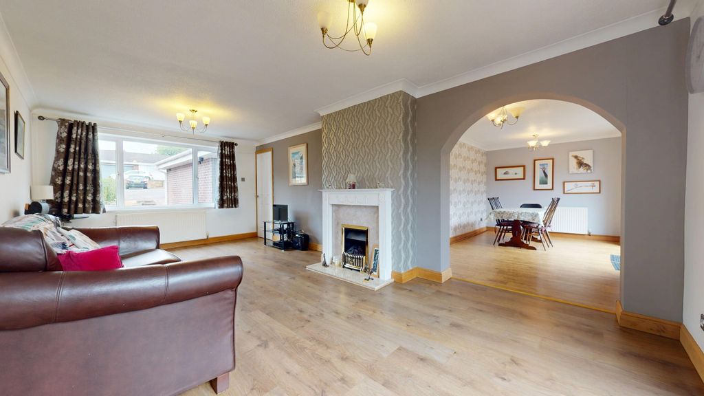 Property photo 3 of 31 4492254