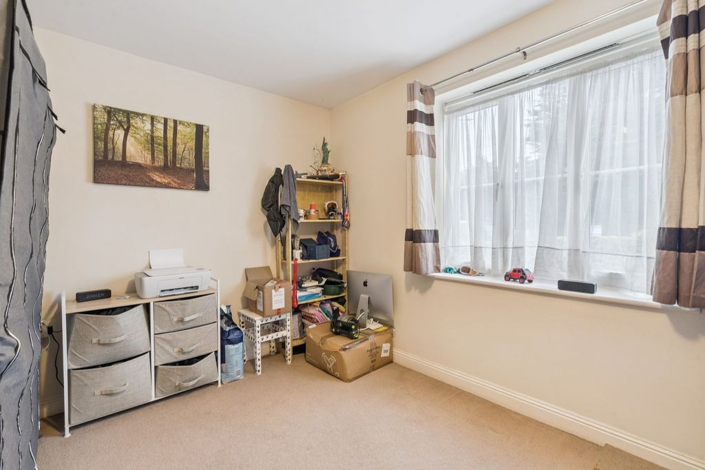 Property photo 3 of 13