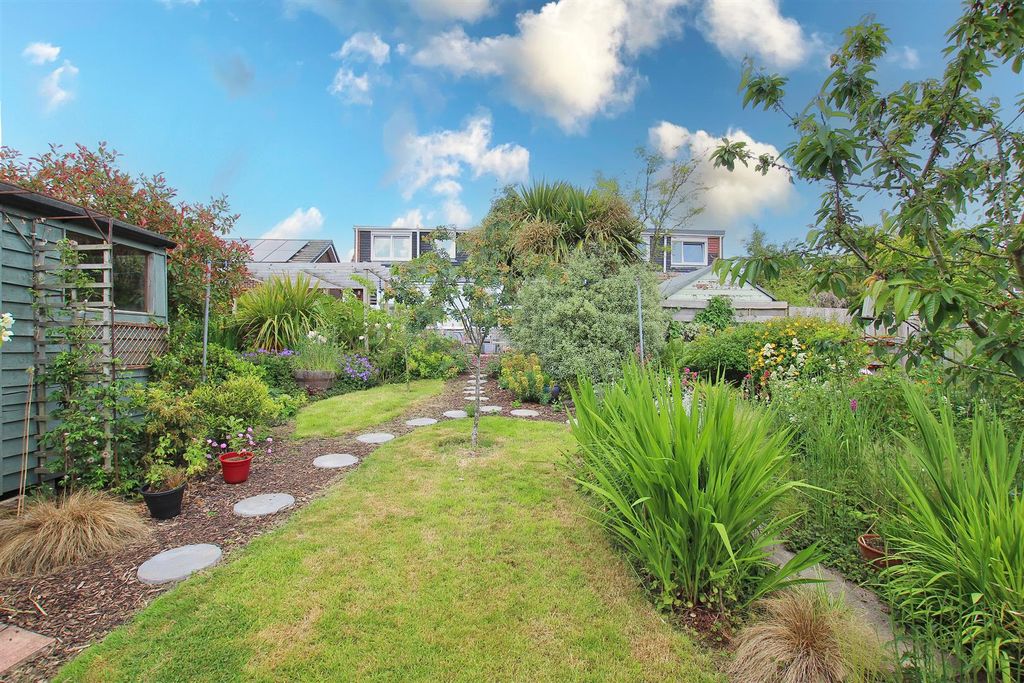 Property photo 1 of 24 Accommodation