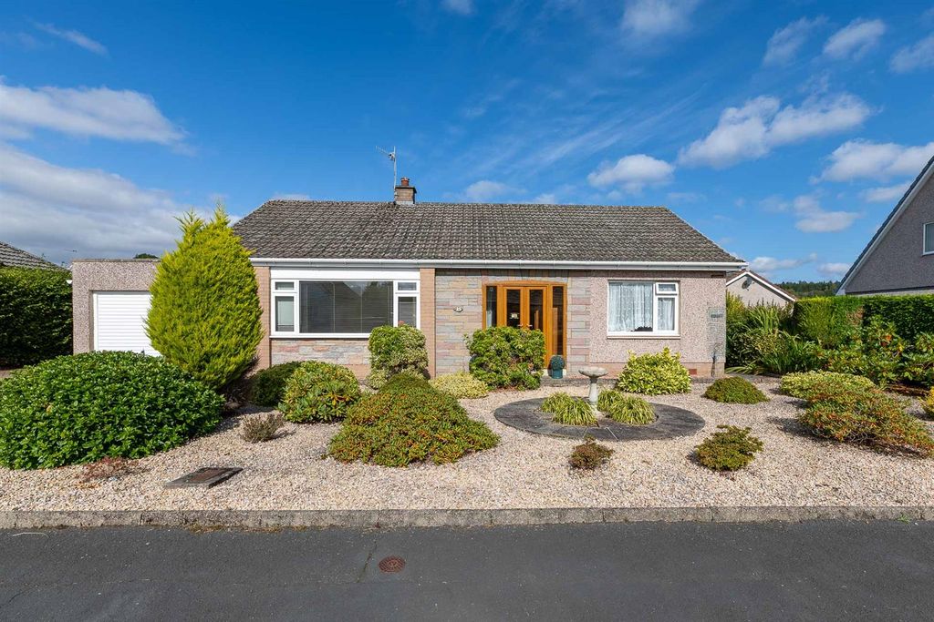 Property photo 1 of 18 S001.Jpg