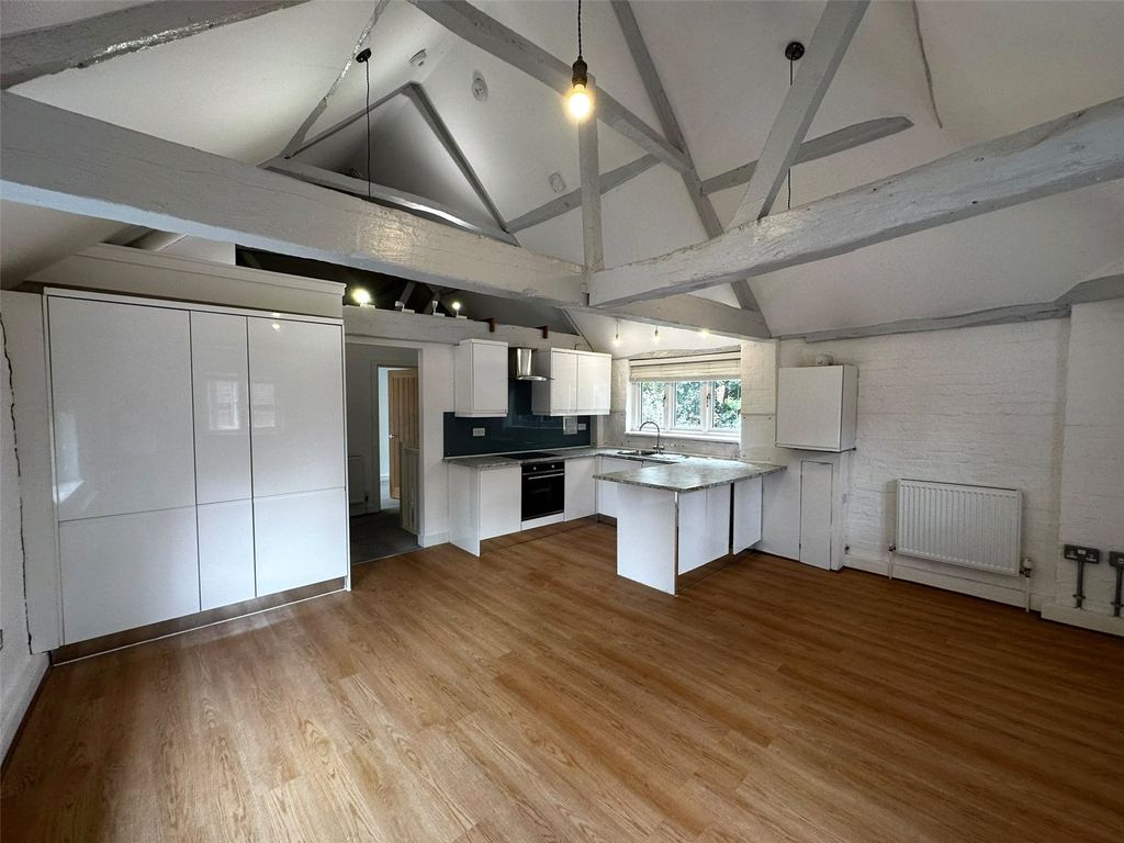 Property photo 1 of 2 Picture No. 02