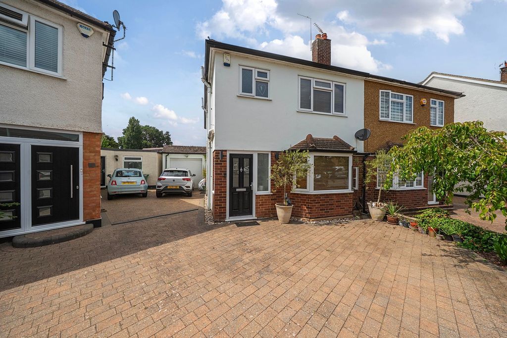 Property photo 1 of 13