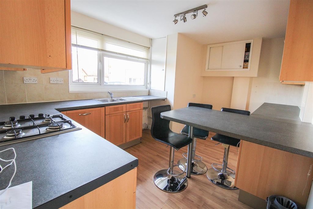 Property photo 2 of 8 Img_7625.Jpg