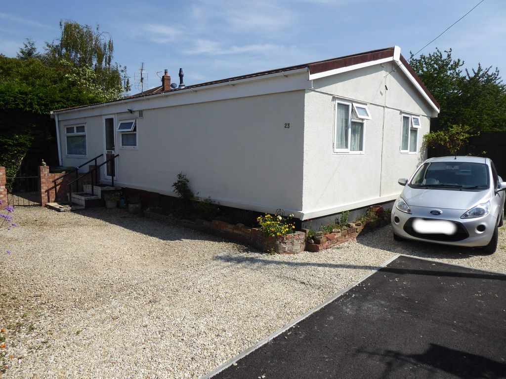 Property photo 1 of 8