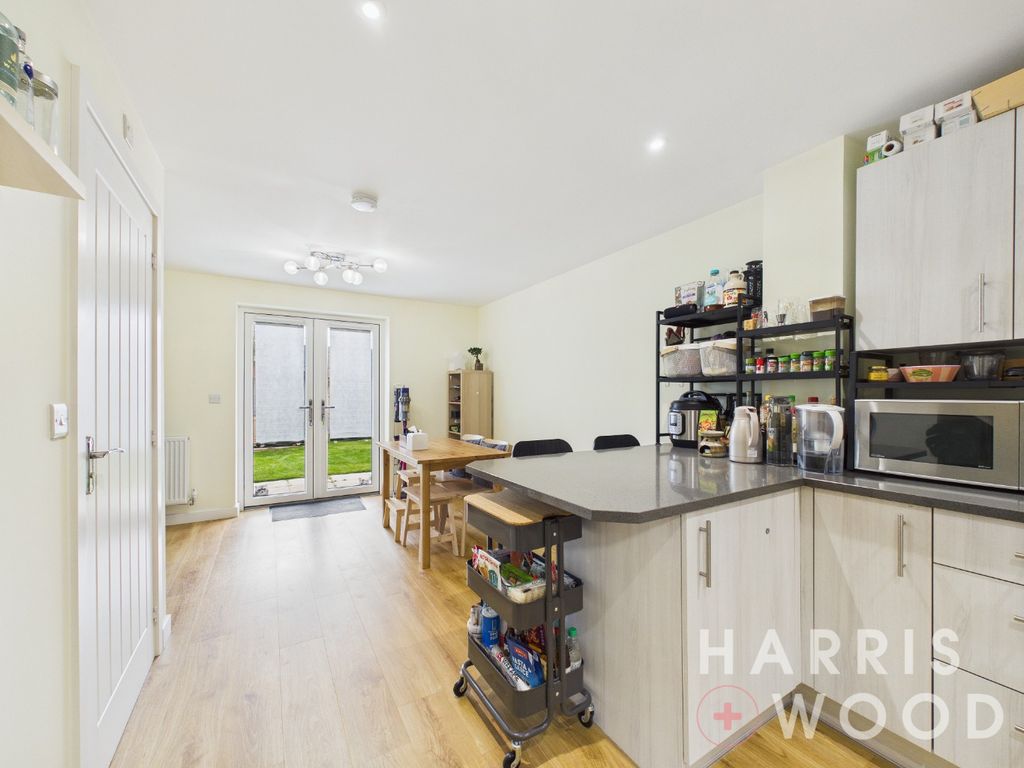 Property photo 2 of 21 3828624