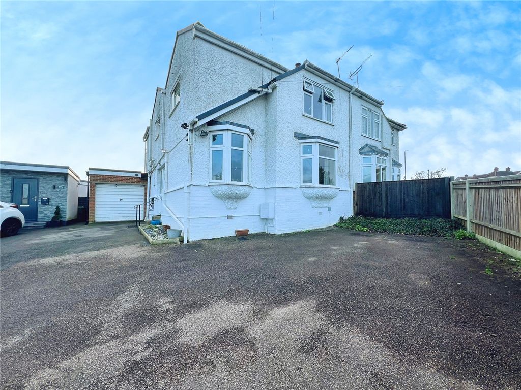 Property photo 2 of 14 Picture No. 18