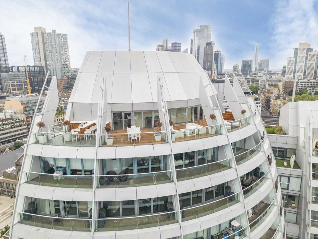 Property photo 1 of 25