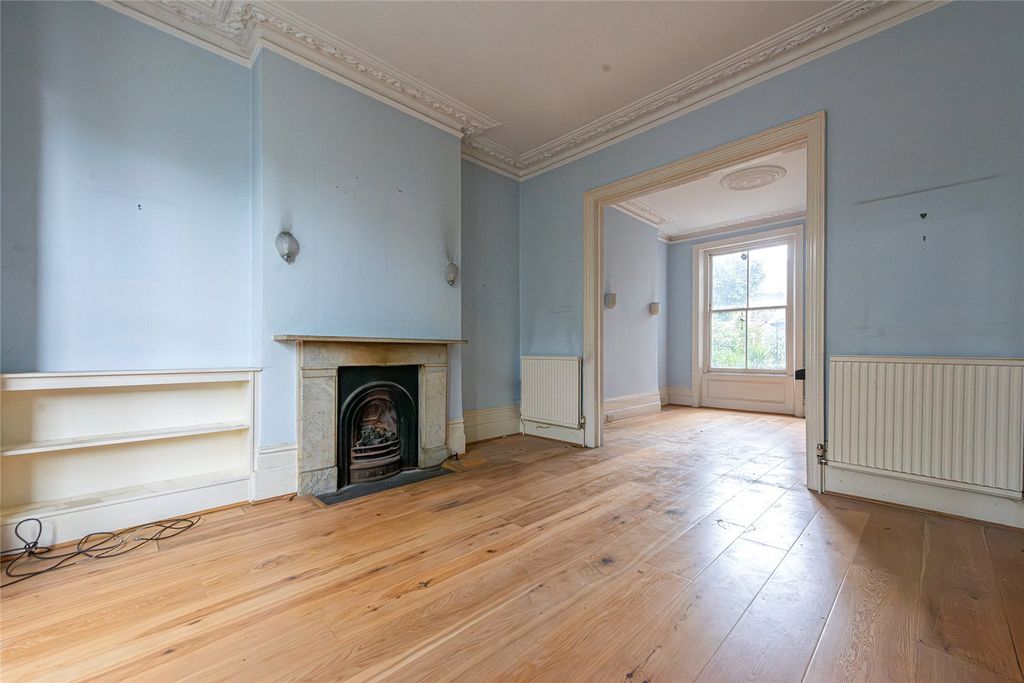 Property photo 3 of 22 Picture No. 25