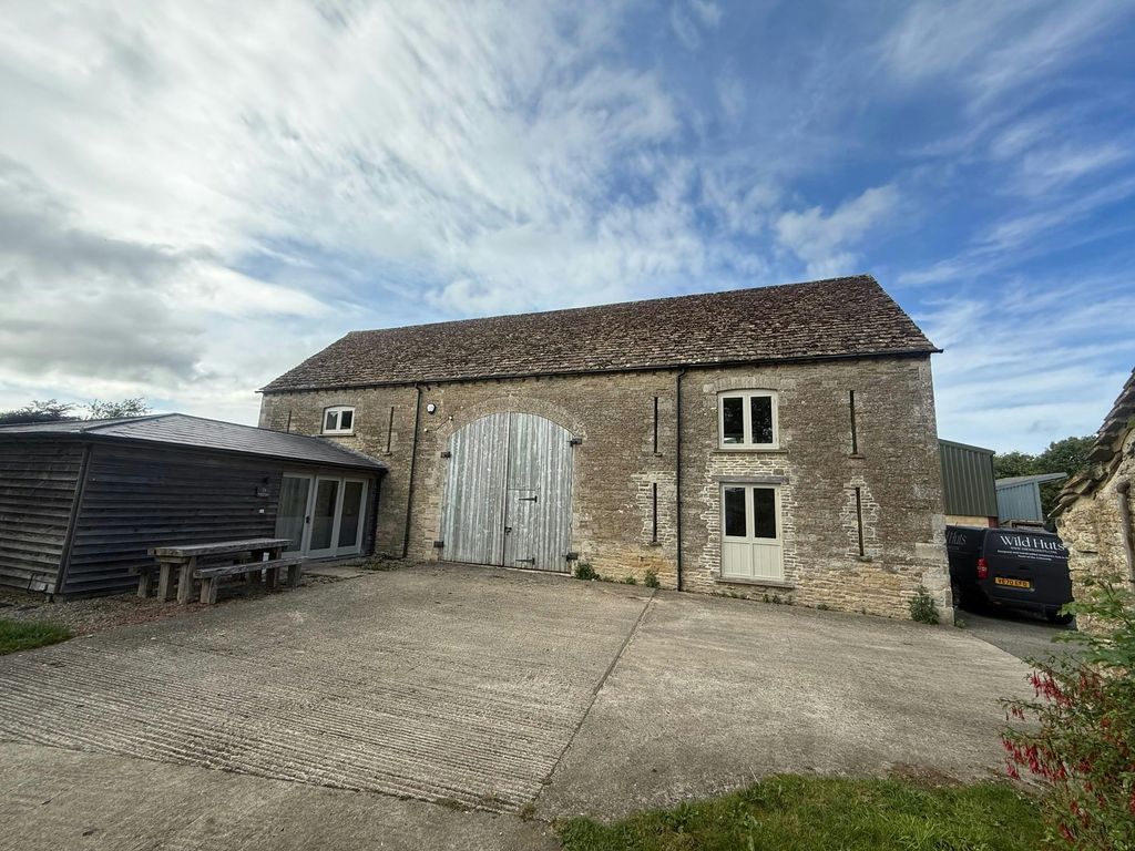 Property photo 1 of 10 Frontage 001.Jpg