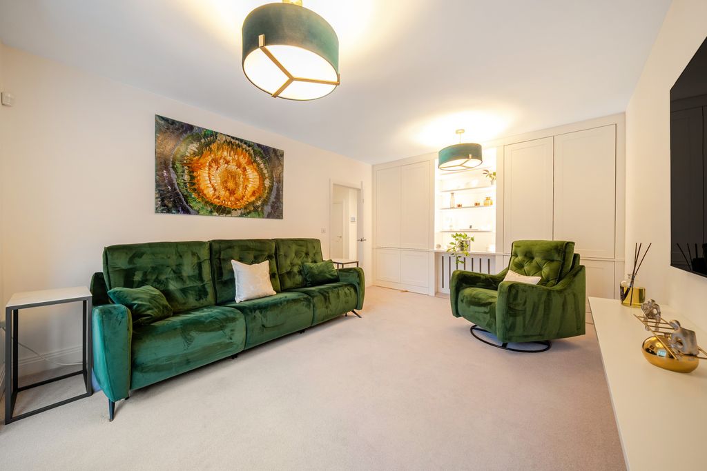 Property photo 2 of 36 Picture No. 68