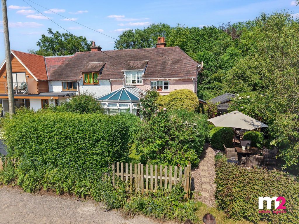 Property photo 2 of 26