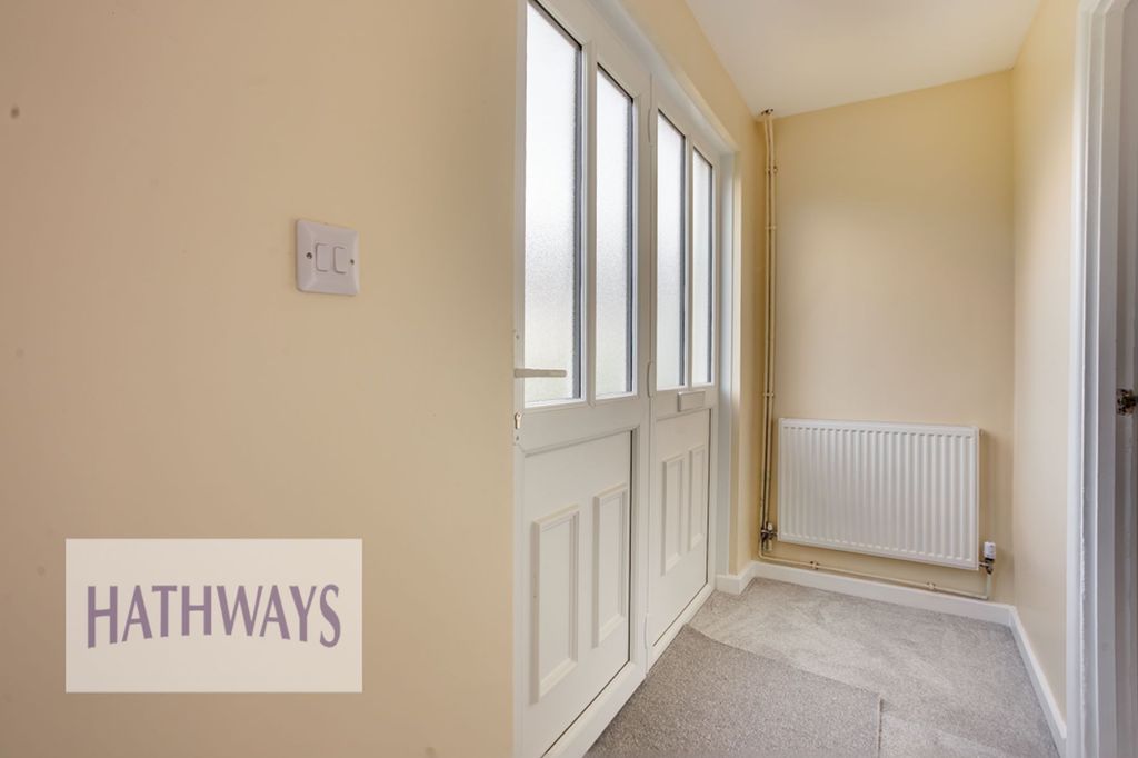 Property photo 3 of 33