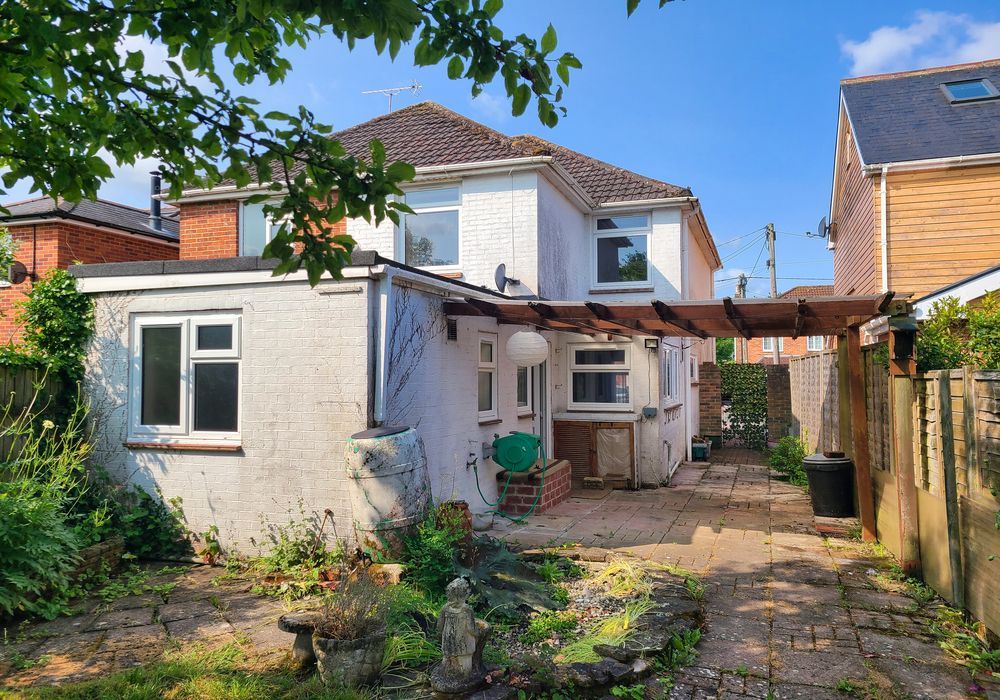 Property photo 2 of 18