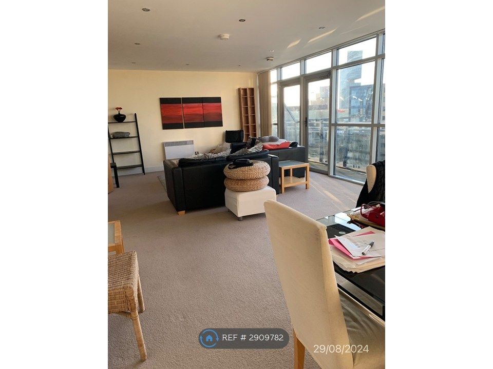 Property photo 1 of 28