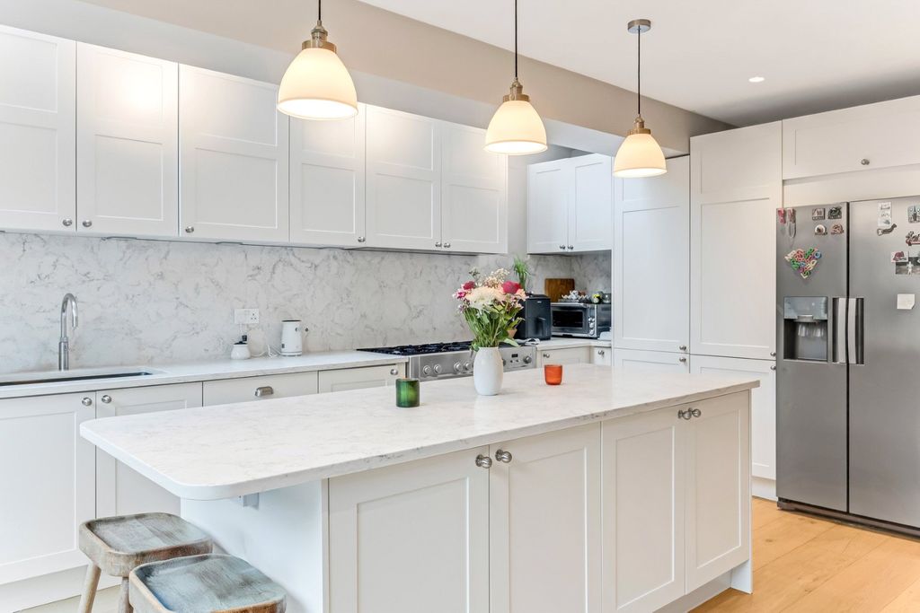 Property photo 2 of 14 Picture No. 07