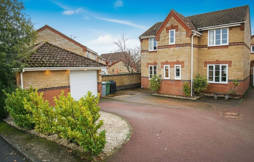 Property photo 1 of 21