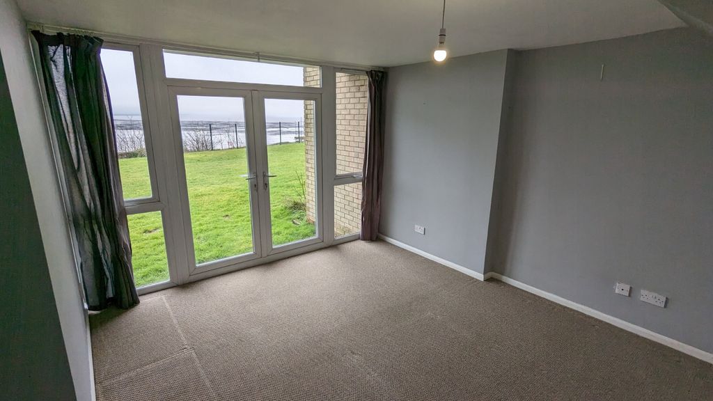 Additional image 4 of 2 bed flat to rentDyfed, Penarth CF64