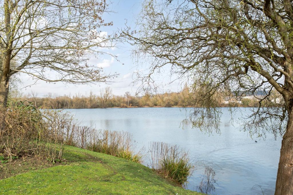 Property photo 2 of 21 1424537-1-69B02B501Be9c.Jpg