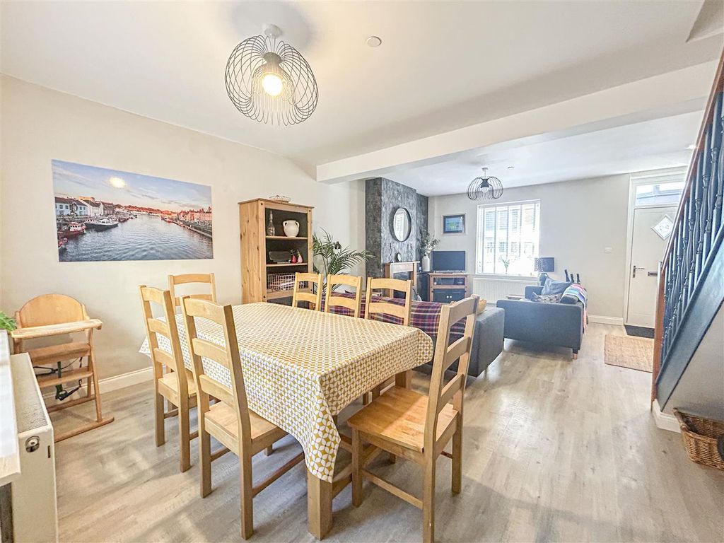 Property photo 3 of 16 Img_0378.Jpg