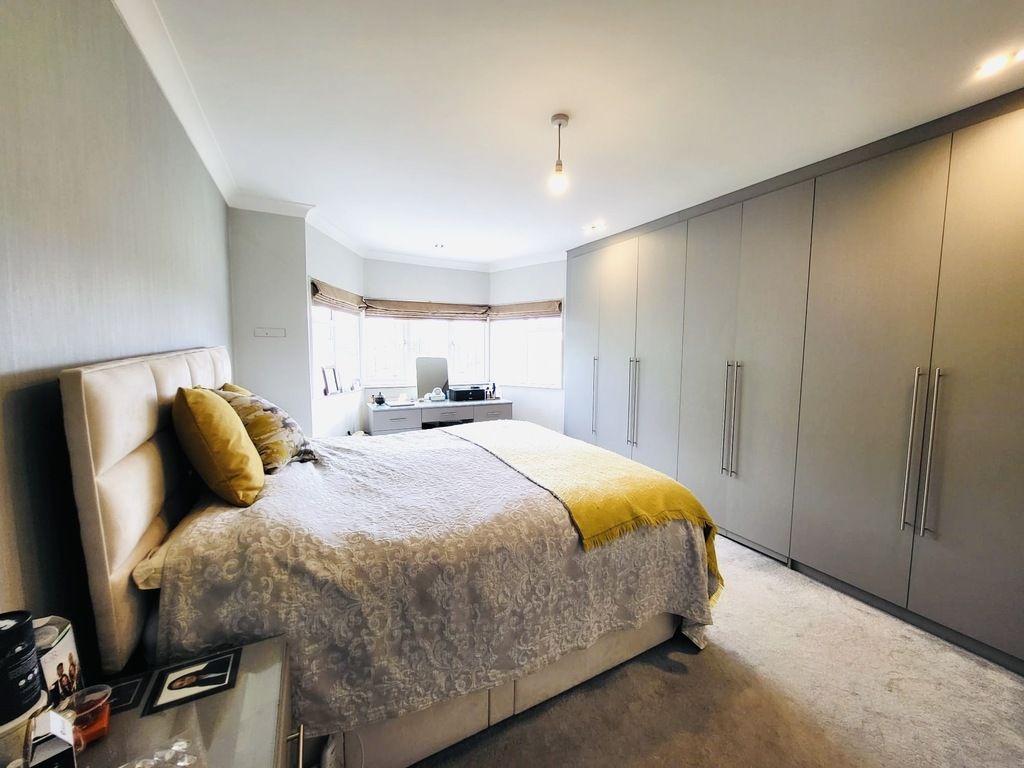 Additional image 16 of 5 bed detached house for saleHazel Gardens, Edgware HA8