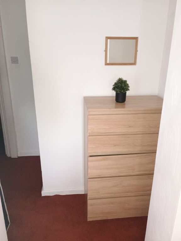 Property photo 2 of 3