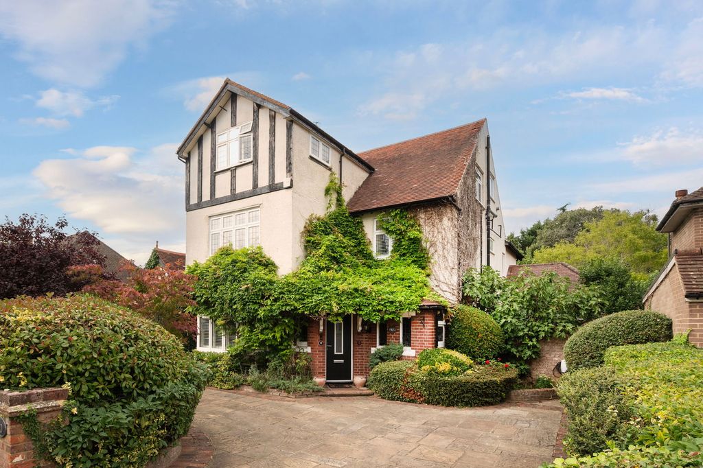 Property photo 1 of 22