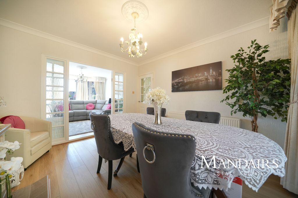 Property photo 1 of 36