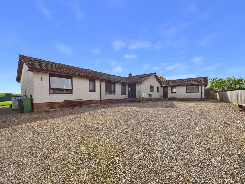 Property photo 1 of 33 Cam03924G0-Pr0201-Still001.Jpg
