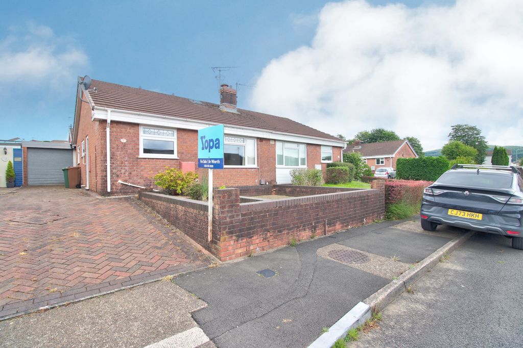 Property photo 1 of 14 Ea441E70-D0De-4C11-884B-702B7Eead253