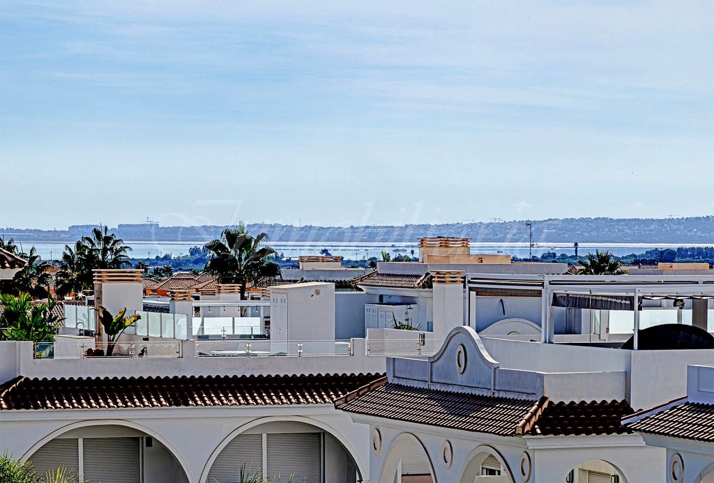 Property photo 2 of 49