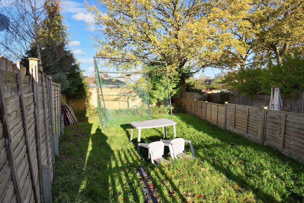 Property photo 3 of 9