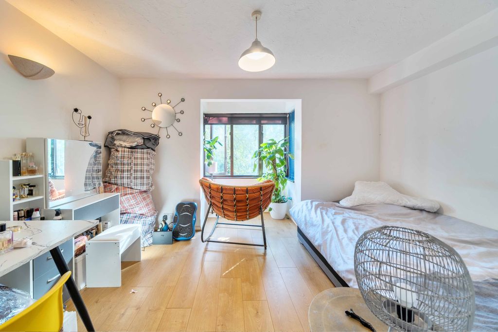 Property photo 2 of 15 Photo 1