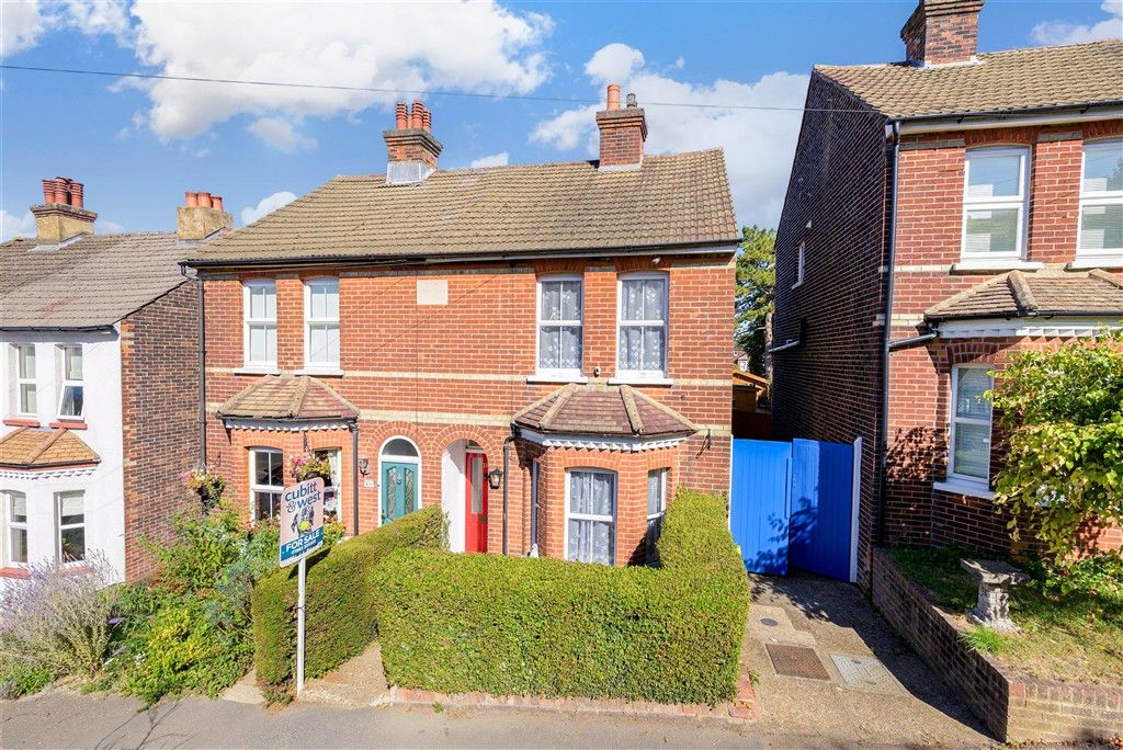 Property photo 1 of 19 External (Brochure)