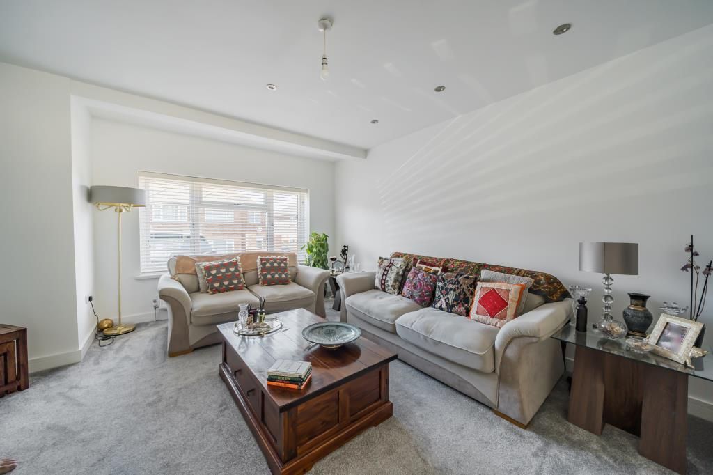 Property photo 3 of 19 Reception